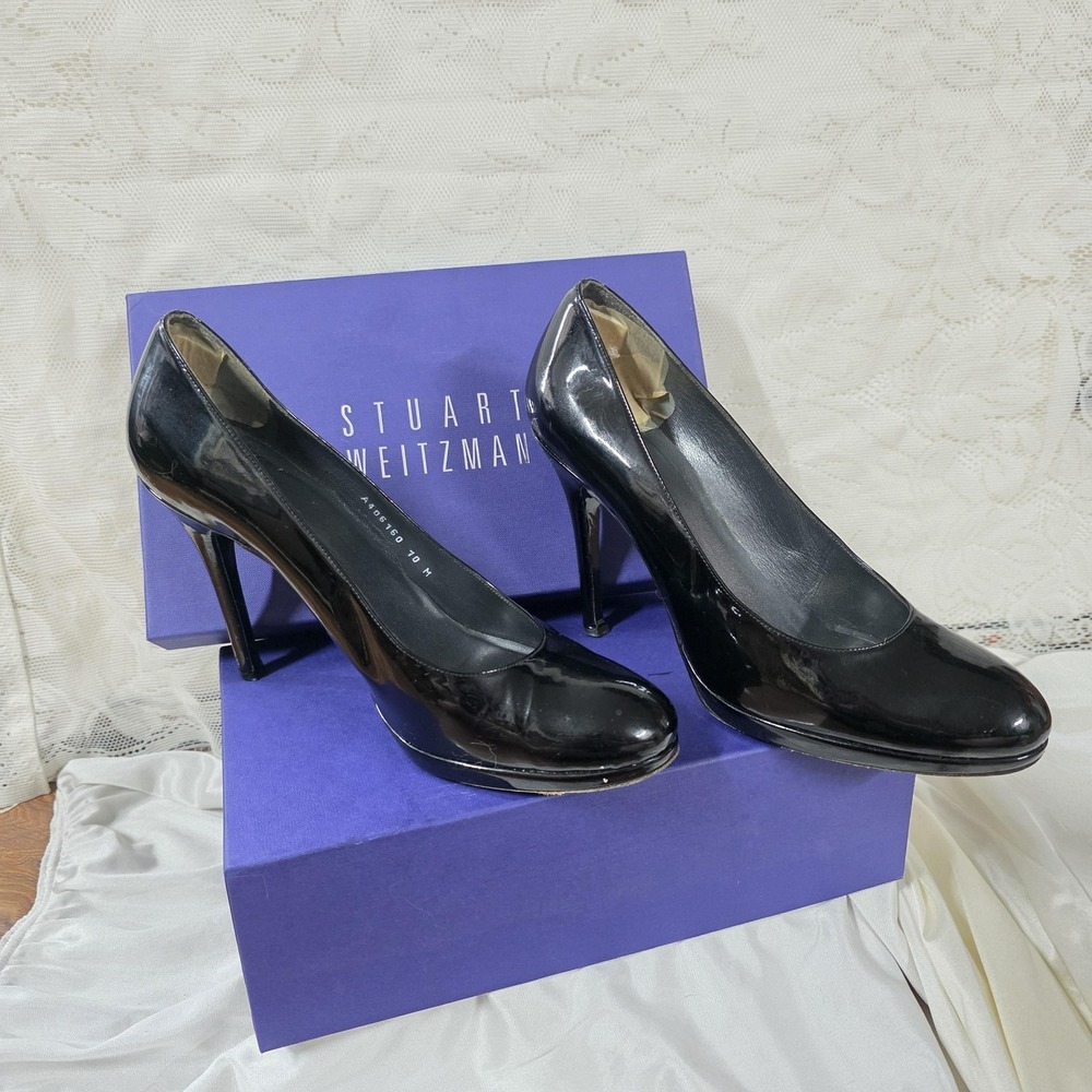 Stuart Weitzman Shoes Womens Size 10 Black Patent Leather Round Toe Pumps